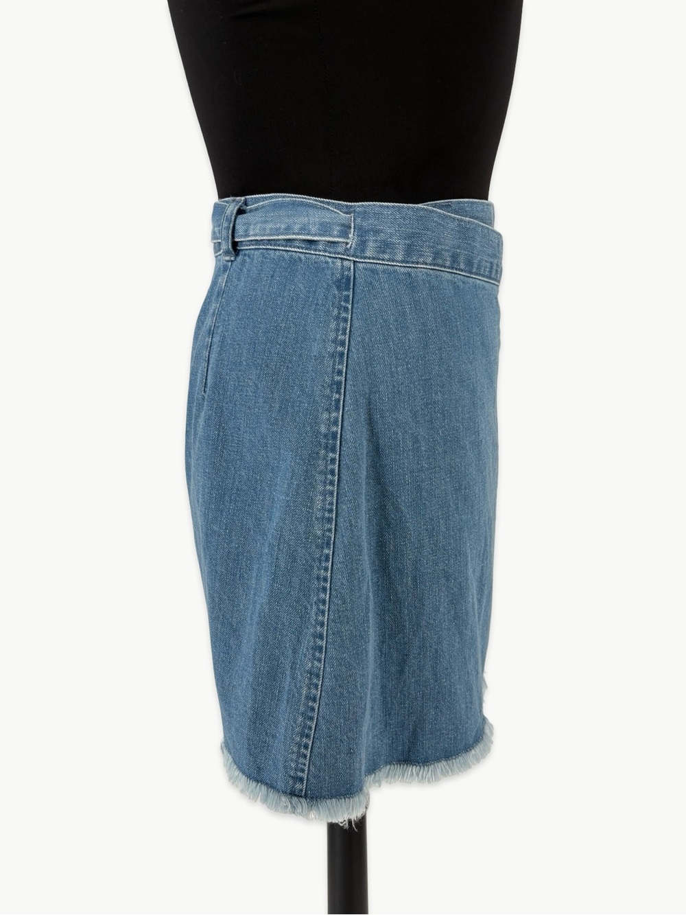 Madewell Raw-Hem Mini Wrap Jean Skirt Size 6 Cardiff Wash Denim 100% Cotton - Picture 7 of 13